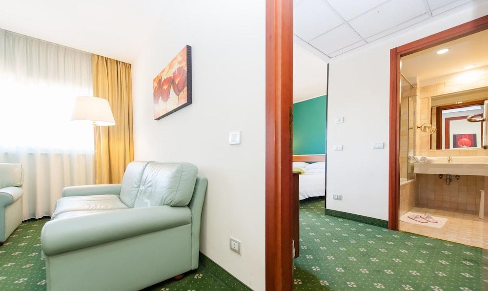 Bv Hotel Oly روما المظهر الخارجي الصورة